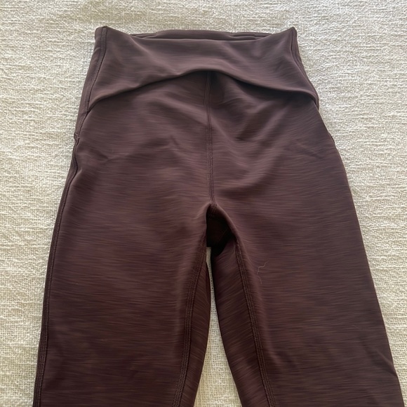 Lululemon Power Within Super High-Rise 28" in Heathered Black Currant - Size 4 - Picture 5 of 15